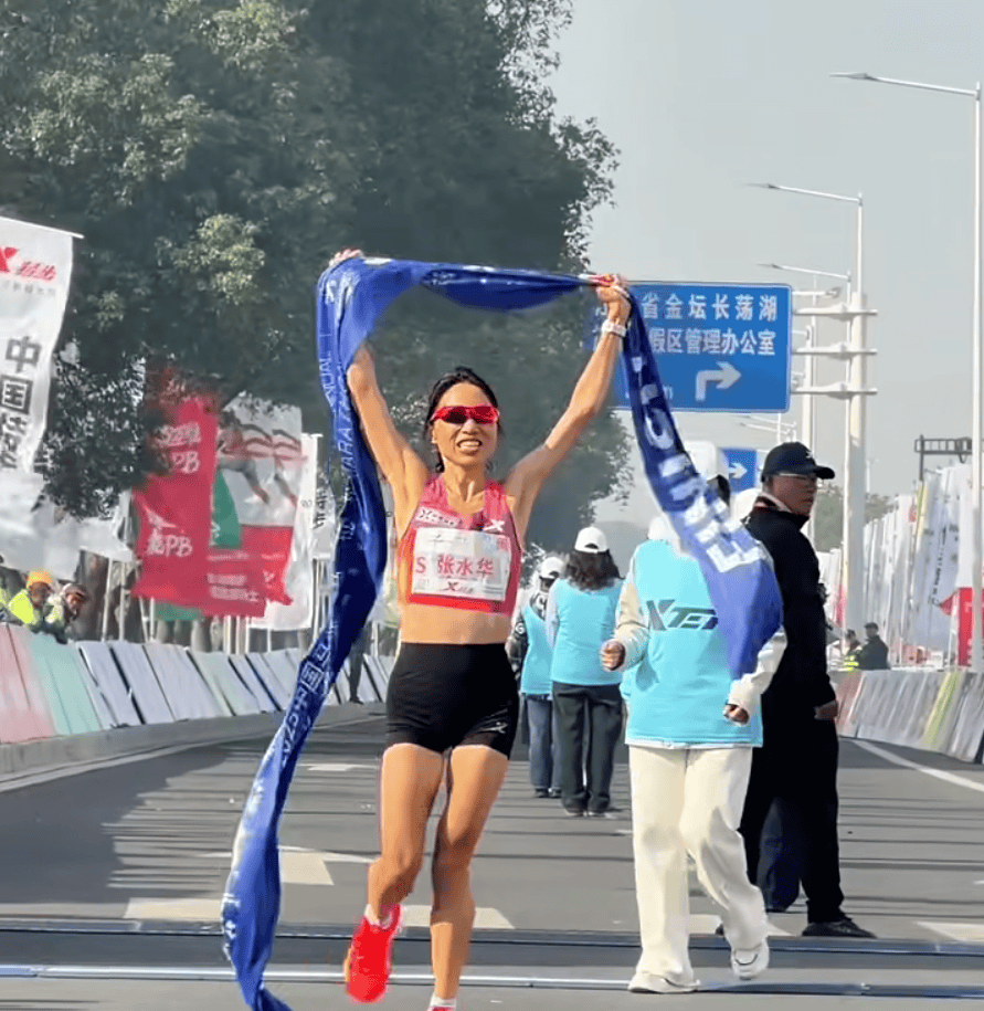 皇冠信用网需要押金吗
_“最快女护士”破纪录夺冠皇冠信用网需要押金吗
,复出后21天内2次夺冠,赛后发声:超预期完成目标,感谢朋友和领导