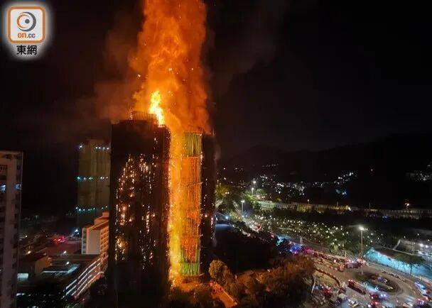 皇冠信用盘注册开通
_7幢32层住宅起火皇冠信用盘注册开通
,已致14死,深圳消防跨境驰援香港