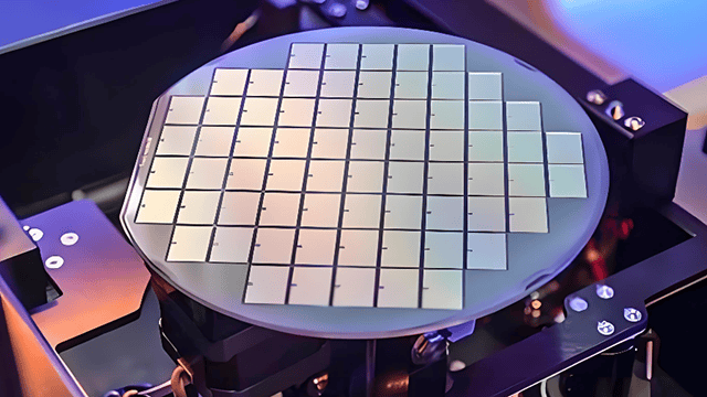 皇冠信用网注册
_成功逆向ASML 中国首台EUV光刻机原型机组装