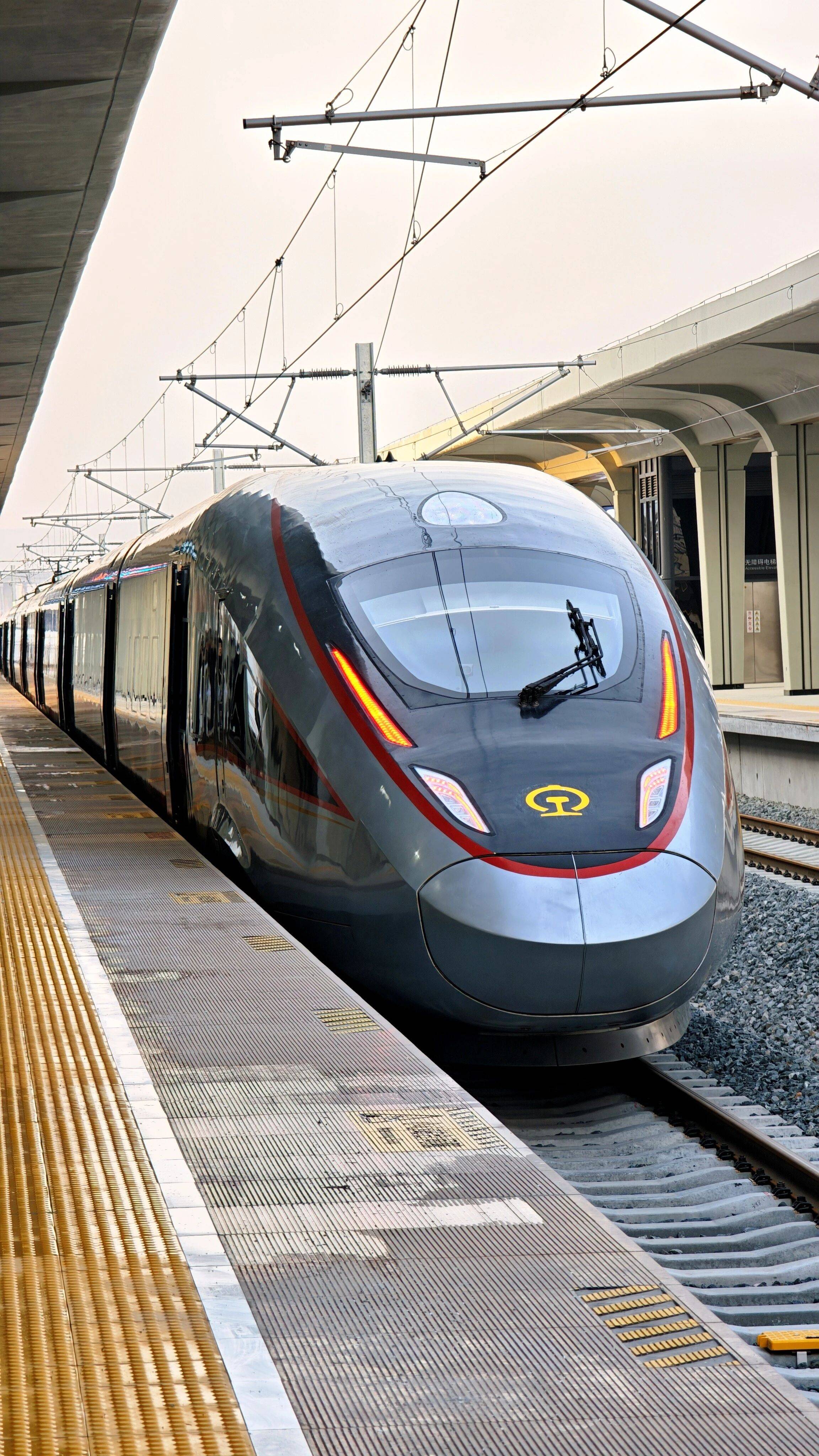 皇冠信用網代理申条件
_西安至延安高铁12月26日开通运营