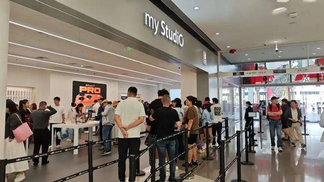 怎么开皇冠信用平台
_实探封关后的三亚:进口榴莲售价腰斩真相怎么开皇冠信用平台
,免税店日销售额破亿