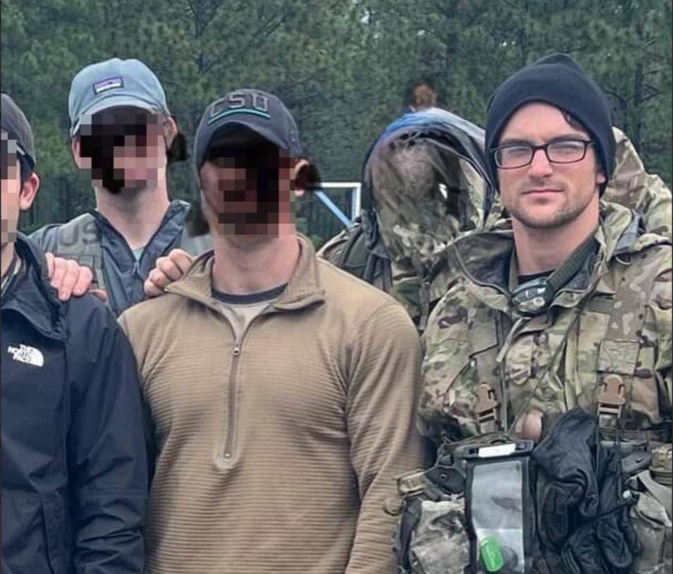 皇冠信用网怎么申请
_俄军炸死六条大鱼!炸死俄叛军总司令皇冠信用网怎么申请
,炸死两名中国香港籍雇佣兵