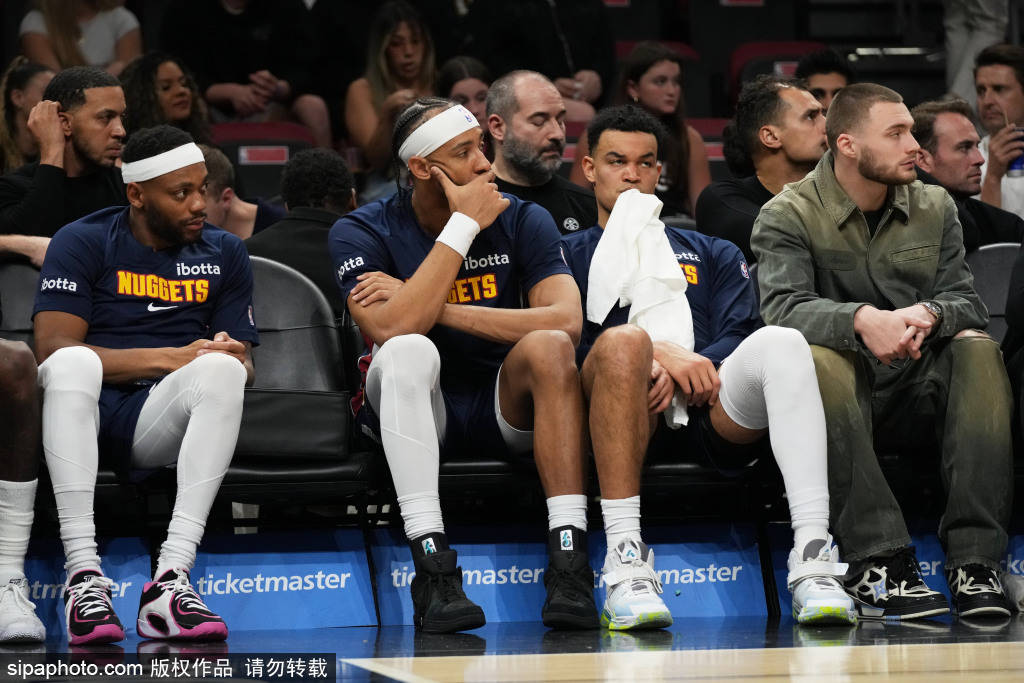 皇冠足球平台代理
_尼古拉·约基奇伤情更新:掘金核心球员对阵热火受伤后最新消息