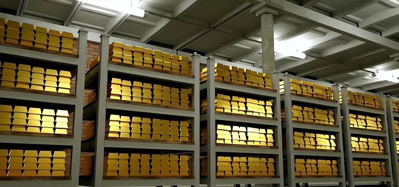 世界杯几年一次_特朗普还没启程访华世界杯几年一次，中国突然公布黄金库存，连续13个月增持黄金，美国霸权地位已不保